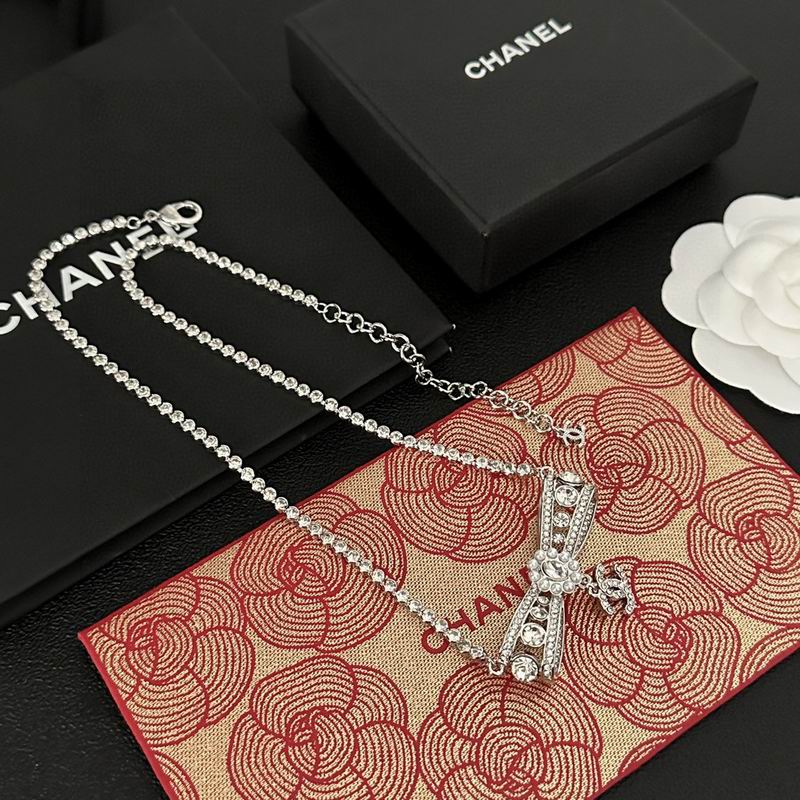 Chanel necklace 1lyx97